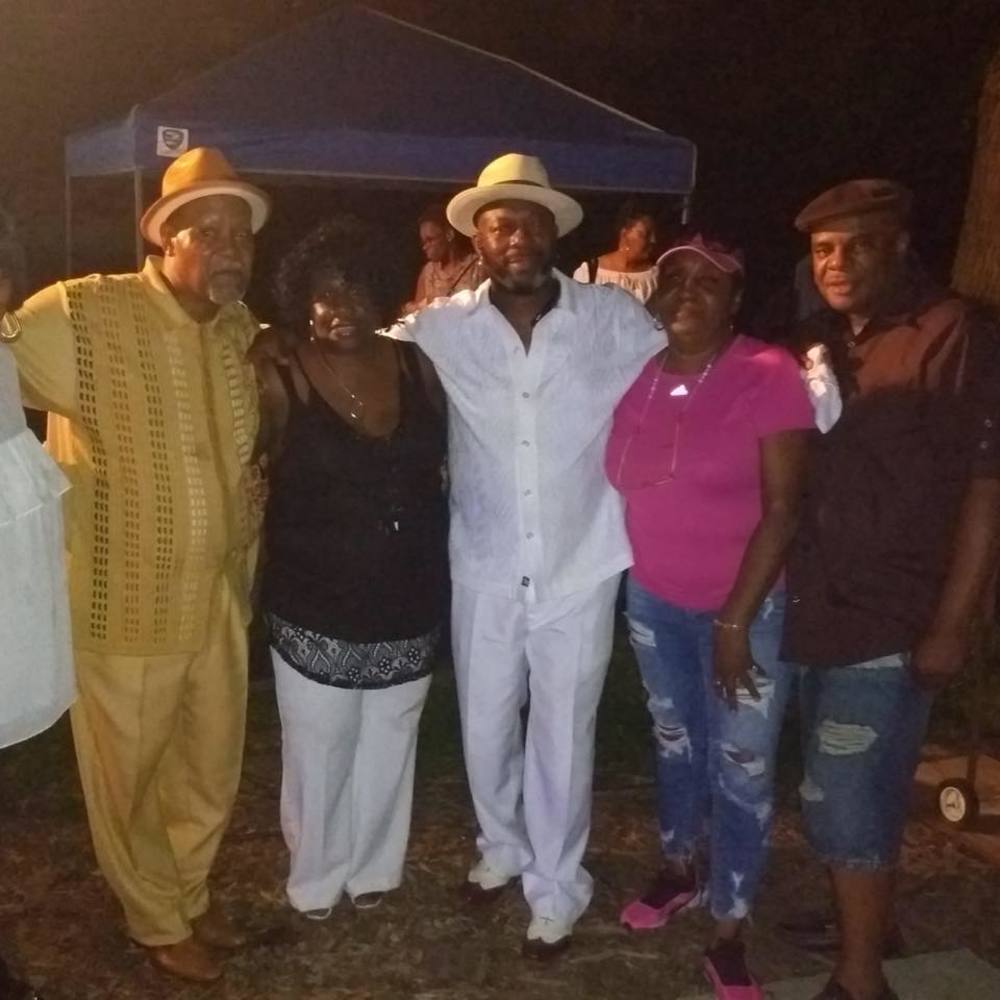 Meet your Posher, Ray